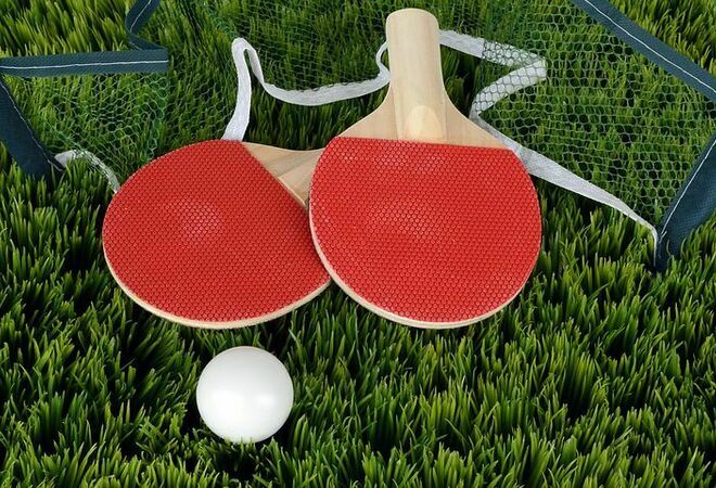 Mustikkamaalle pingispöydät ja padel-kenttä