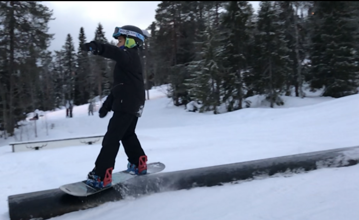 Lumilautailu park Paloheinään