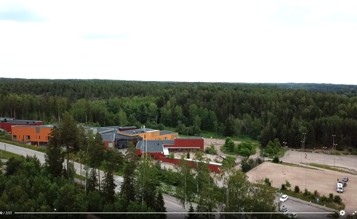 Sakarinmäen monitoimitalo