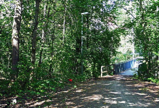 Levähdyspaikat ja opastetaulut Pitäjänmäen kotikaupunkipoluille