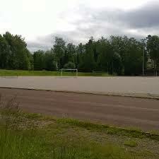 Herttoniemen liikuntapuistoon tekonurmi