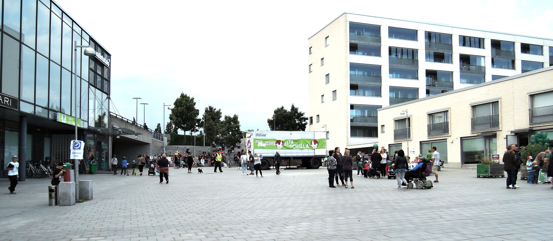 Ympäristötaidetta Latokartanon torille