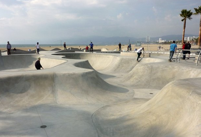 Oulunkylään Pohjois-Helsingin suuri skeittiparkki