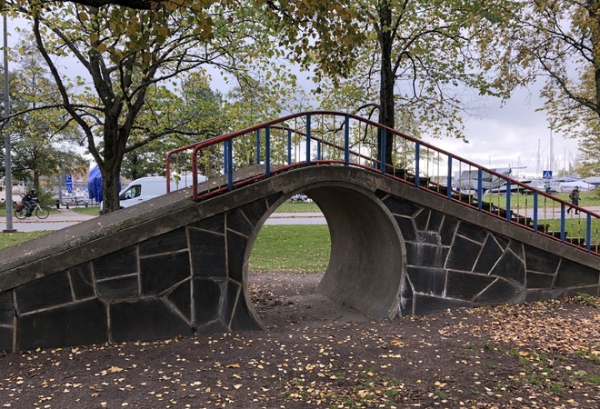 Lauttasaaren mäkielementin korjaus