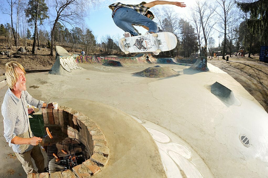 DIY-skeittipuisto Tuhkimonpuiston hylätyn kahluualtaan tilalle.