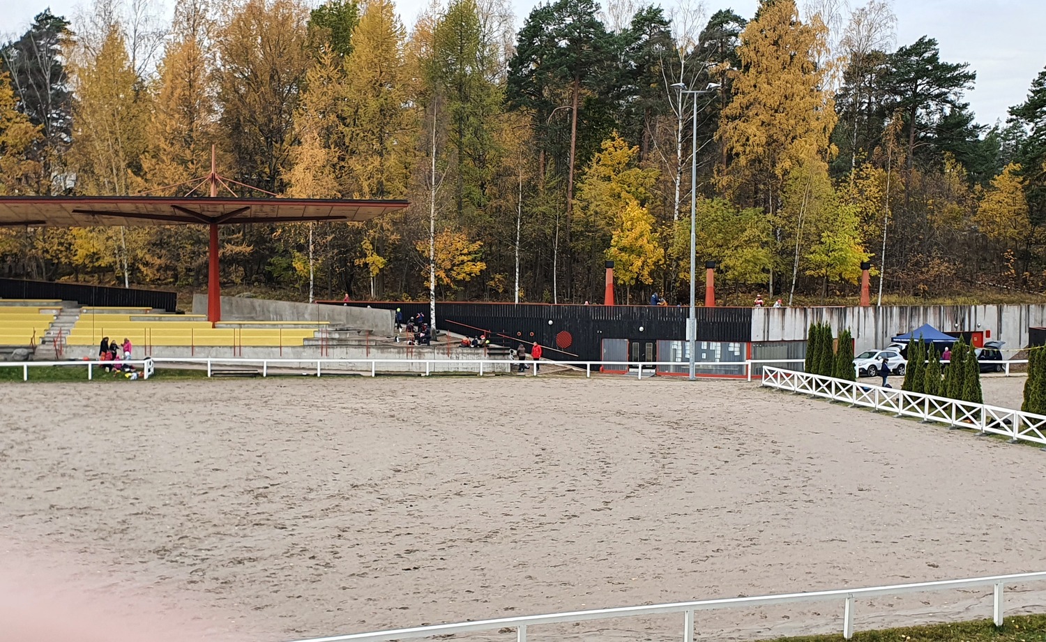 Laakson ratsastuskenttä