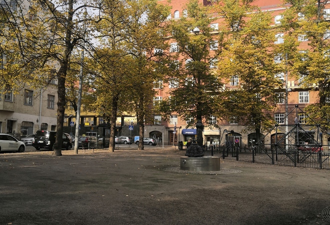 Kapteeninpuistikon vihertyminen