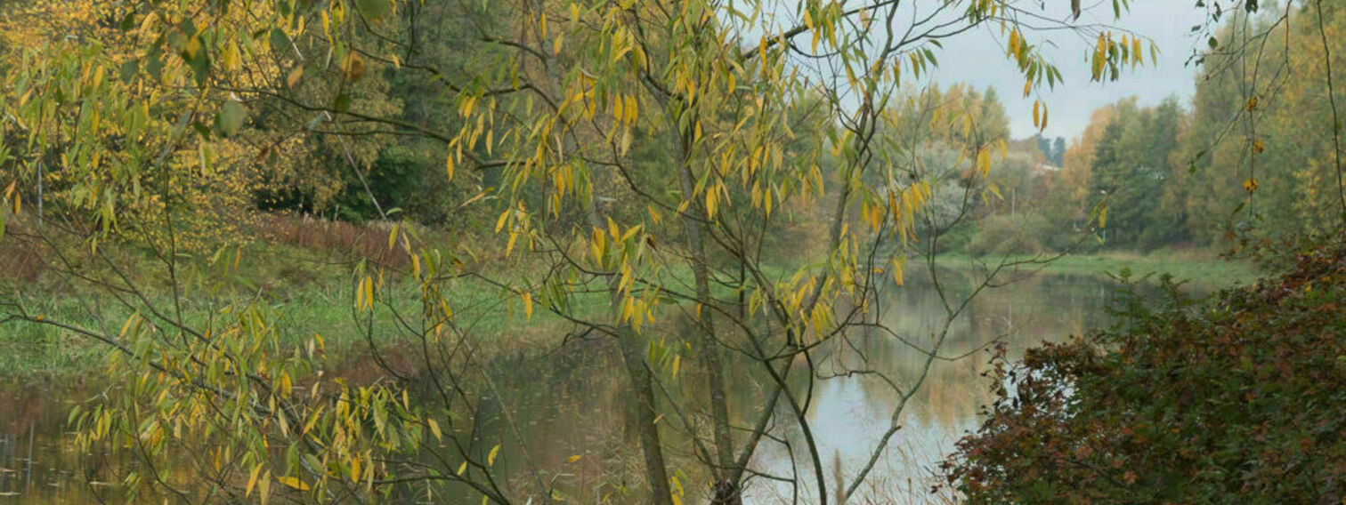 Vantaanjoen rantaan levähdys- ja oleskelupaikkoja / Rekreationsställen vid Vanda å / Recreation spaces on the banks of the Vantaanjoki river