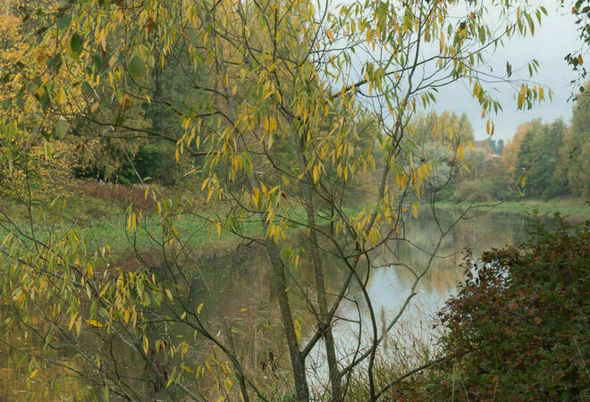 Vantaanjoen rantaan levähdys- ja oleskelupaikkoja / Rekreationsställen vid Vanda å / Recreation spaces on the banks of the Vantaanjoki river