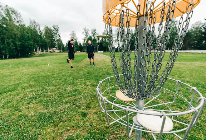 Haagan puiston frisbeegolf-radan uudistaminen