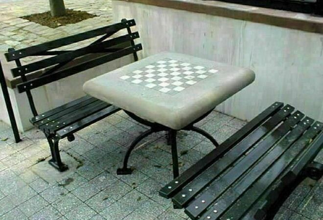 Shakkipöytä, tammipelipöytä