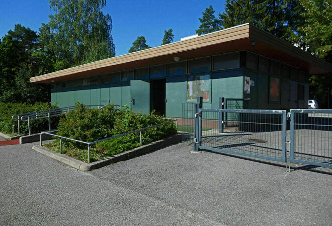 Pitäjänmäen urheilukentän huonokuntoinen koppi on uusittava